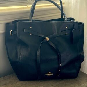 Coach Elegant Black Tote Bag